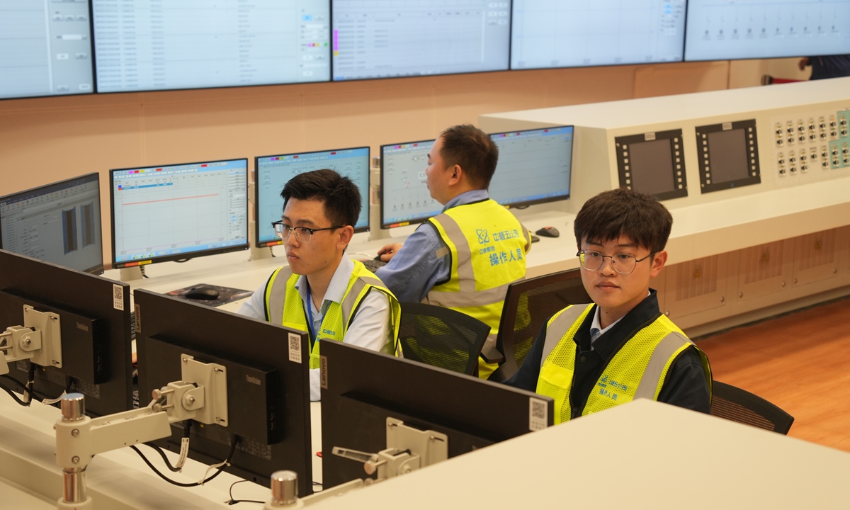 The main control room of Linglong-1 Photo: Hainan Nuclear Power Company 