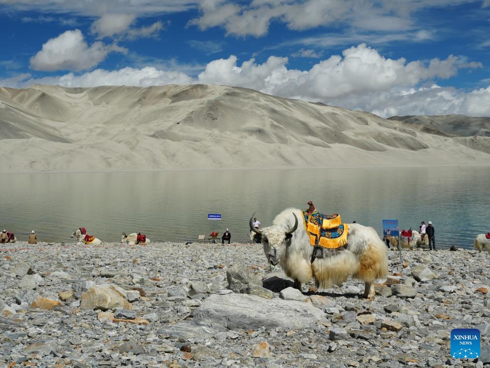 This photo taken on May 19, 2024 shows a view of the Baisha Lake scenic area in Akto County, northwest China's Xinjiang Uygur Autonomous Region. May 19 marks the China Tourism Day.(Photo: Xinhua)