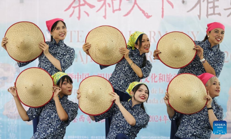 Actresses perform a dance during a cultural salon in Mexico City, Mexico, on May 19, 2024.(Photo: Xinhua)