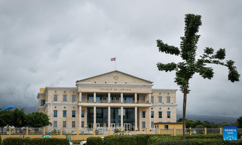 This photo taken on May 20, 2024 shows the courthouse in Malabo, Equatorial Guinea. Malabo is situated in the northern part of Bioko Island. The city serves as the political, commercial, financial, and cultural hub of Equatorial Guinea. It is also a major aviation hub and an important seaport of the country. (Photo: Xinhua)