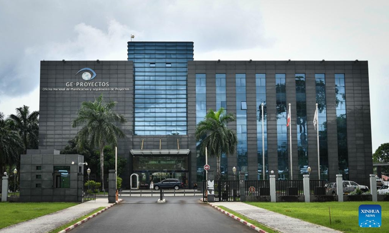 This photo taken on May 21, 2024 shows the national office of project planning and monitoring in Malabo, Equatorial Guinea. Malabo is situated in the northern part of Bioko Island. The city serves as the political, commercial, financial, and cultural hub of Equatorial Guinea. It is also a major aviation hub and an important seaport of the country. (Photo: Xinhua)