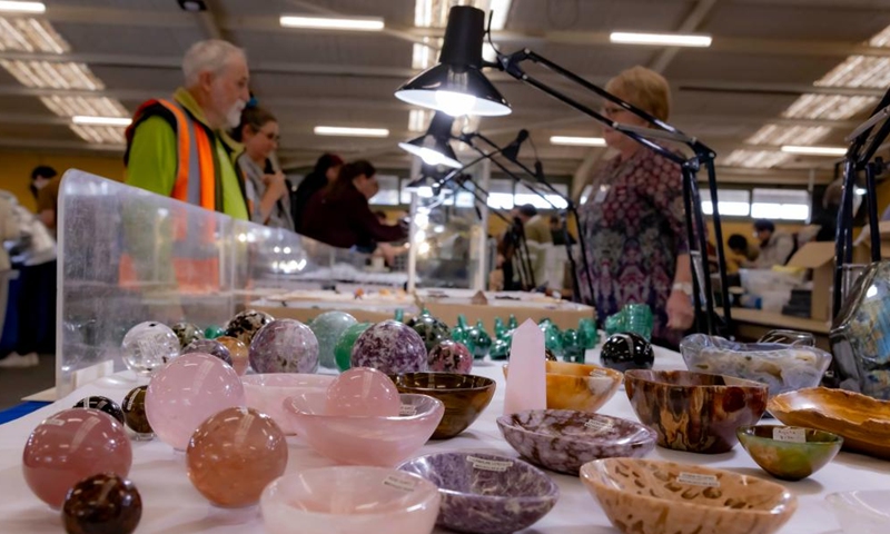 People visit the 2024 Canberra Winter Gemcraft and Mineral Show at the Exhibition Park in Canberra, Australia, May 25, 2024. (Photo:Xinhua)