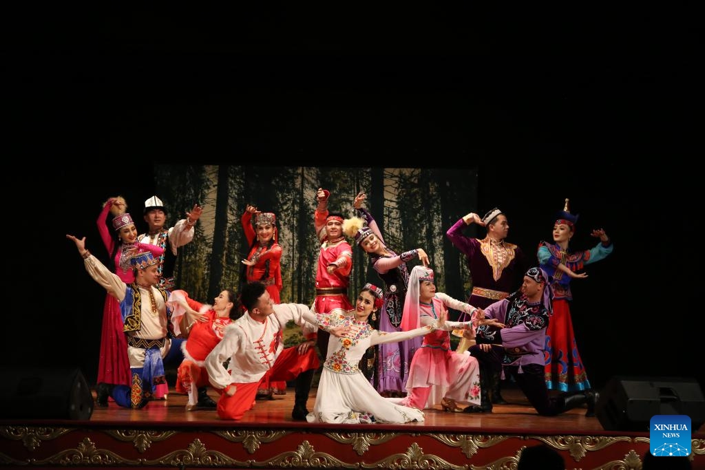 Artists from China's Xinjiang Uygur Autonomous Region perform at a cultural center in Ankara, Türkiye, June 3, 2024. A troupe of artists from China's Xinjiang Uygur Autonomous Region presented a performance of China's ethnic music and dance in Türkiye's capital city of Ankara on Monday.(Photo: Xinhua)