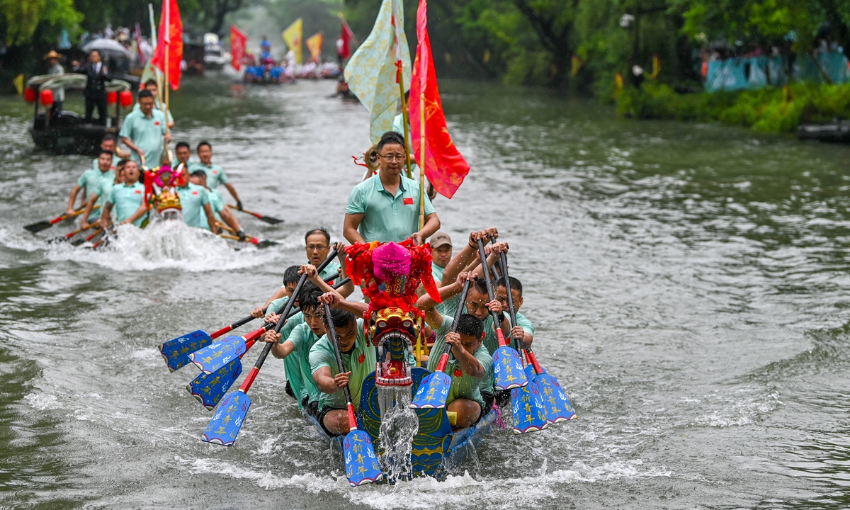  The Hangzhou Xixi Wetland hosts the 2024 International Dragon Boat Cultural Festival on June 10, 2024, the day of the Dragon Boat Festival. Photo: IC