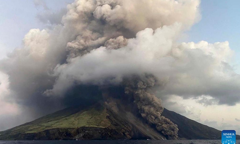 This photo taken on July 4, 2024 shows the Stromboli volcano spewing ashes in Sicily, Italy. (Xinhua)