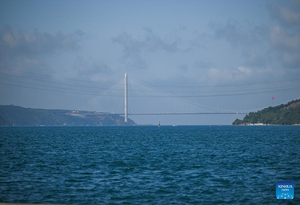 This photo taken on July 10, 2024 shows the Bosphorus Strait in Istanbul, Türkiye. Ship traffic in Istanbul's Bosphorus Strait has partially resumed following a temporary suspension caused by an engine failure on a ship earlier on Wednesday, according to Türkiye's Directorate General of Coastal Safety. (Photo: Xinhua)