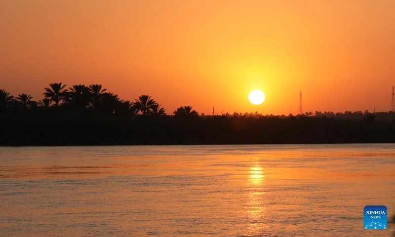 This photo taken on July 12, 2024 shows a sunset scenery along the Tigris River in Baghdad, Iraq. (Xinhua/Khalil Dawood)