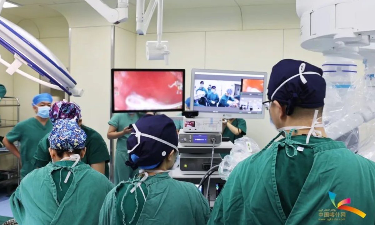 Chinese Doctors Successfully Implement Global First Remote Robot-assist 