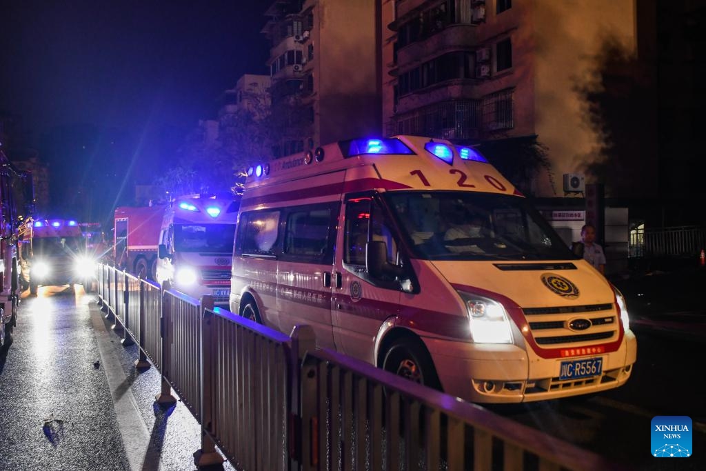 This photo taken on July 18, 2024 shows ambulances at the rescue site of a department store fire in Zigong City, southwest China's Sichuan Province. (Photo: Xinhua)