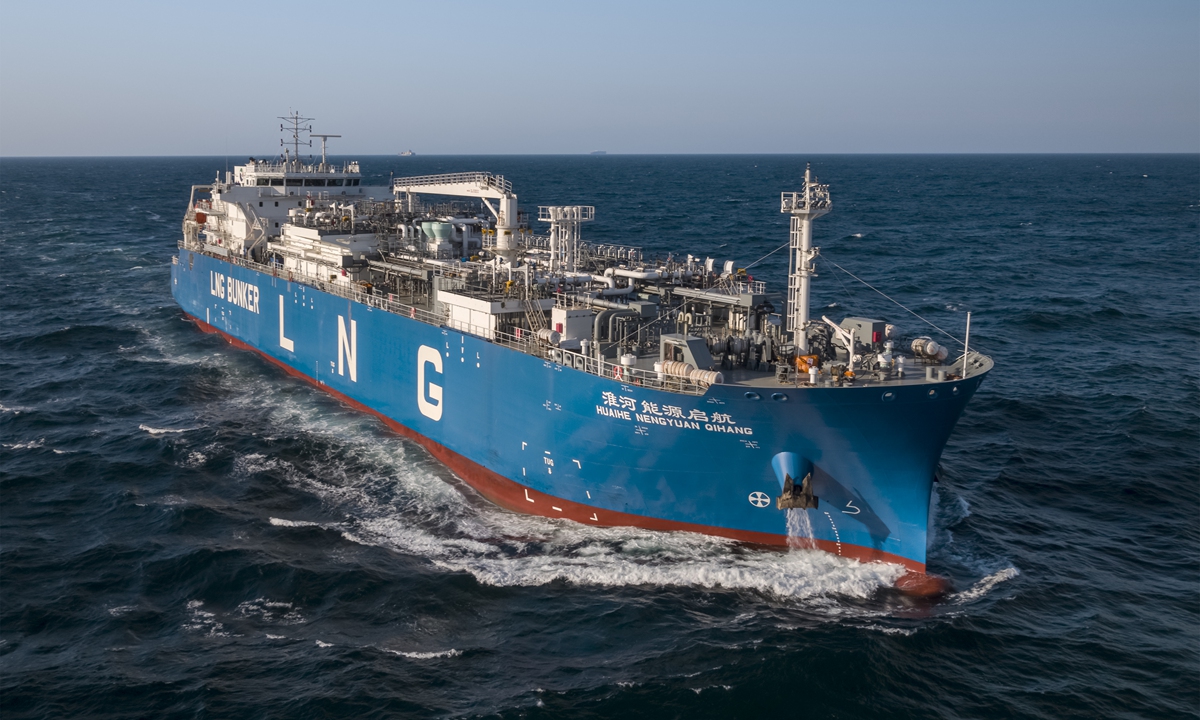 The 14,000-cubic-meter LNG bunkering and transport vessel <em>Huaihe Nengyuan Qihang</em> Photo: Courtesy of Hudong-Zhonghua Shipbuilding (Group) Co