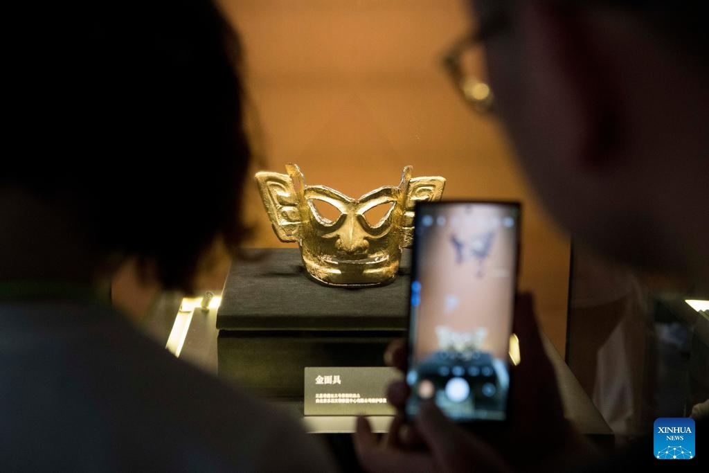 Tourists visit the trial preview of an exhibition at the Sanxingdui Museum in Guanghan City, southwest China's Sichuan Province, July 22, 2024. (Photo: Xinhua)