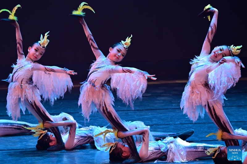 Children from the Pui Ching Middle School of Macao perform during the 2024 Tianjin International Children's Art Festival, in north China's Tianjin, July 23, 2024. Photo: Xinhua