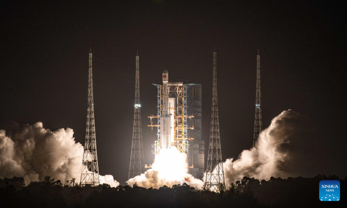 A modified Long March-7 carrier rocket carrying the ChinaSat 4A satellite blasts off from the Wenchang Space Launch Site on the coast of southern island province of Hainan, Aug 22, 2024. The satellite was launched at 8:25 p.m. (Beijing Time) on Thursday and entered its preset orbit successfully. Photo:Xinhua