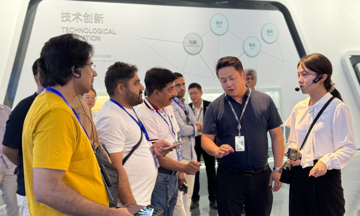 A Pakistani media and think tank delegation visited the headquarters of LONGi Green Energy Technology Co. in Xi'an, Northwest China's Shaanxi province, on August 24, 2024. Photo: Feng Fan/GT