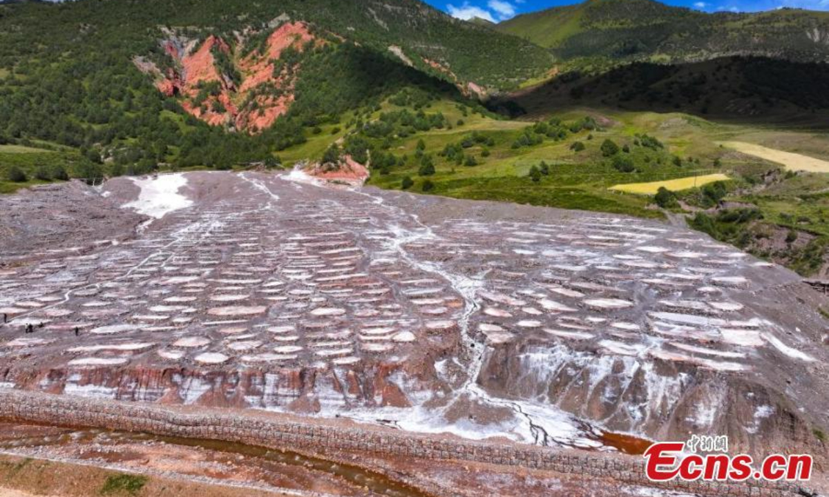 Aerial view of a salt field at Nangqian County, Yushu Tibetan Autonomous Prefecture, northwest China's Qinghai Province, Aug 21, 2024. Photo:China News Service