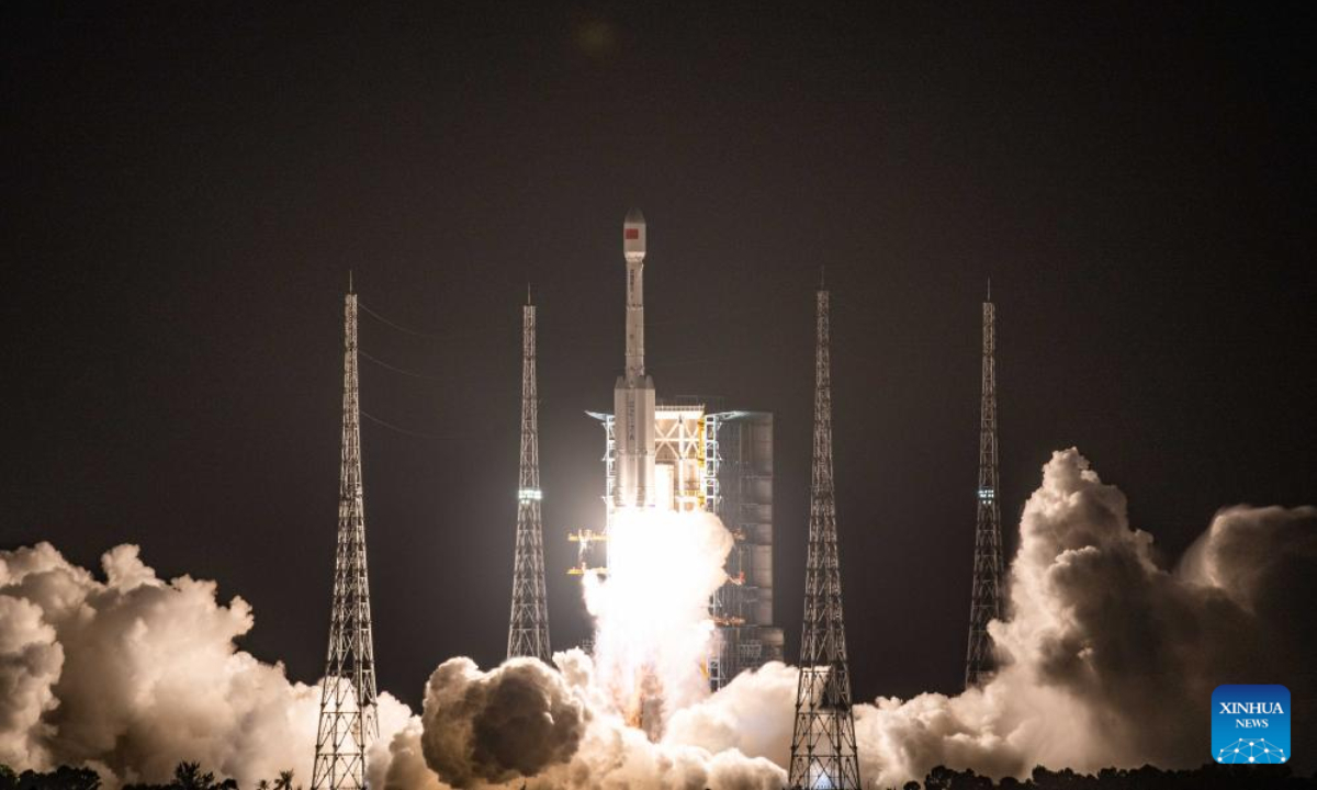 A modified Long March-7 carrier rocket carrying the ChinaSat 4A satellite blasts off from the Wenchang Space Launch Site on the coast of southern island province of Hainan, Aug 22, 2024. The satellite was launched at 8:25 p.m. (Beijing Time) on Thursday and entered its preset orbit successfully. Photo:Xinhua