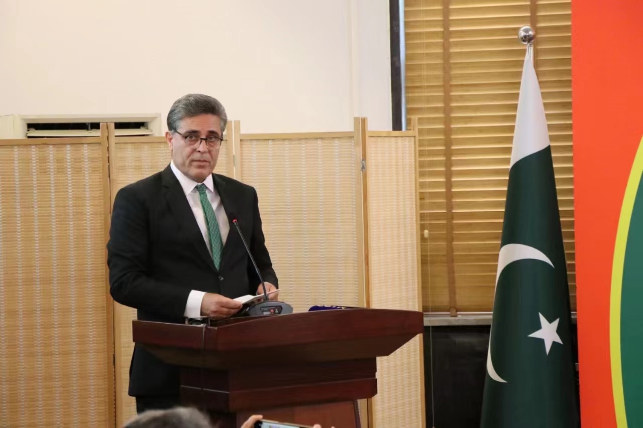 Pakistan's Ambassador to China Khalil Hashmi gives a keynote speech at the Pakistan Civil Award Investiture Ceremony in Beijing on August 14,<strong></strong> 2024. Photo: Courtesy of Embassy of Pakistan in China