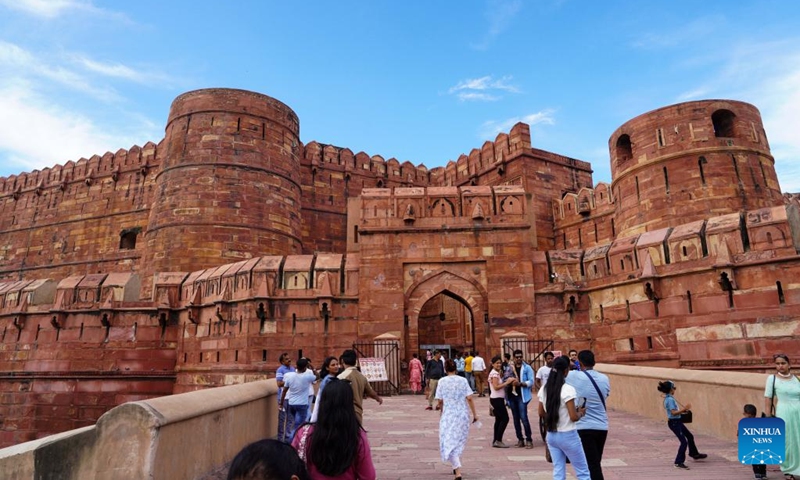 This photo taken on Aug. 3, 2024 shows a view at the Red Fort of Agra in Agra, India. Near the gardens of the Taj Mahal stands the 16th-century Mughal monument known as the Red Fort of Agra. This fortress of red sandstone encompasses, within its 2.5-km-long enclosure walls, the imperial city of the Mughal rulers. It was listed as a World Heritage Site by the UNESCO in 1983. Photo: Xinhua