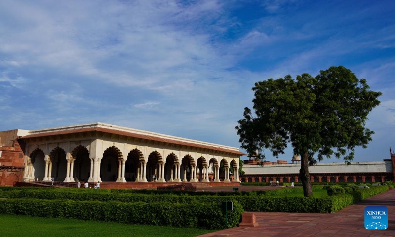 This photo taken on Aug. 3, 2024 shows a view at the Red Fort of Agra in Agra, India. Near the gardens of the Taj Mahal stands the 16th-century Mughal monument known as the Red Fort of Agra. This fortress of red sandstone encompasses, within its 2.5-km-long enclosure walls, the imperial city of the Mughal rulers. It was listed as a World Heritage Site by the UNESCO in 1983. Photo: Xinhua