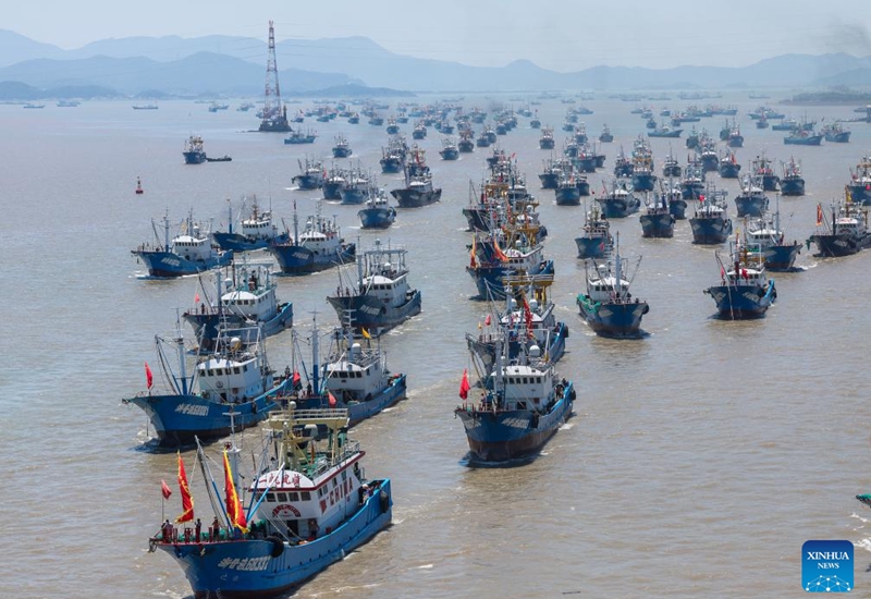 Fishing boats depart for fishing from the Shenjiamen fishing port in Zhoushan City, east China's Zhejiang Province, Aug. 1, 2024. Four types of fishing boats with special permission set sail on Thursday after a three-month summer fishing ban in the East China Sea. Photo: Xinhua