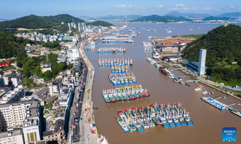 A drone photo taken on July 31, 2024 shows fishing boats at the Shenjiamen fishing port in Zhoushan City, east China's Zhejiang Province. Four types of fishing boats with special permission set sail on Thursday after a three-month summer fishing ban in the East China Sea. Photo: Xinhua