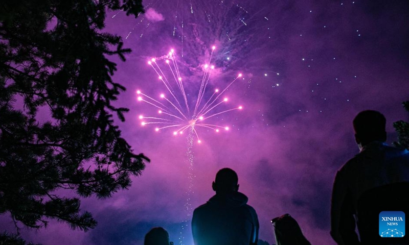 People watch a firework show in Bor, Serbia, Aug. 6, 2024. The Serbian branches of China's Zijin Mining Group Co. Ltd marked Miner's Day on Tuesday with a series of events in collaboration with the city administration of Bor city, featuring an award ceremony for employees, exhibitions, cultural programs, traditional crafts displays, and sports events.  (Photo: Xinhua)