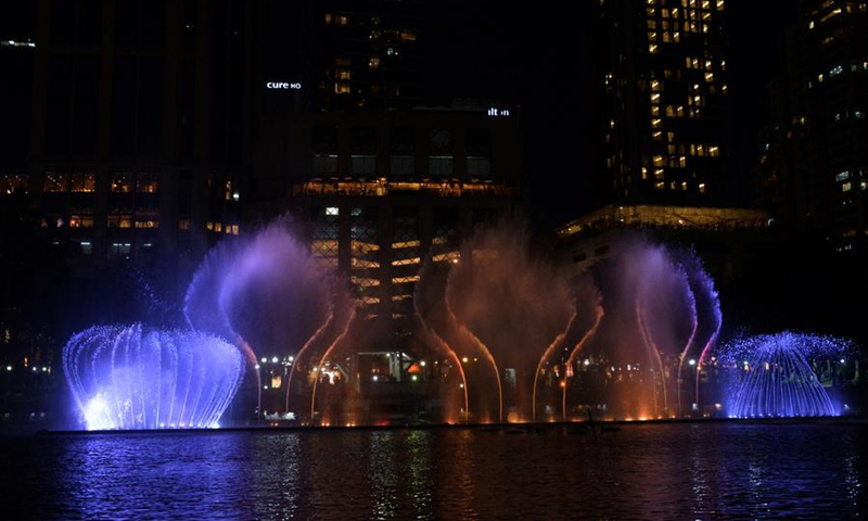 Photo taken on Aug. 11, 2024 shows the fountain show celebrating the coming Mother's Day in Benchasiri Park, Bangkok, Thailand. Photo: Xinhua