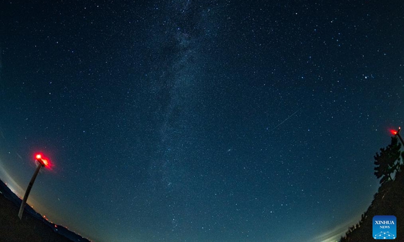 This photo taken on Aug. 12, 2024 shows Perseid meteor shower over Wuhan, central China's Hubei Province. （Photo: Xinhua)