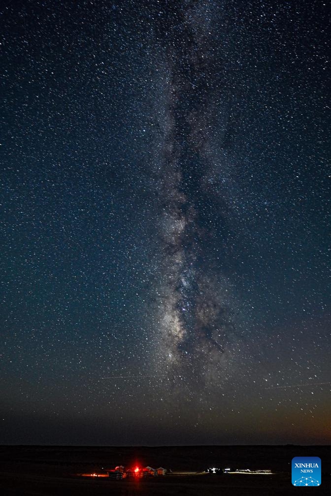 This long exposure photo shows meteors flying past the starry sky over the desert in Fayoum, Egypt, Aug. 13, 2024. (Photo: Xinhua)