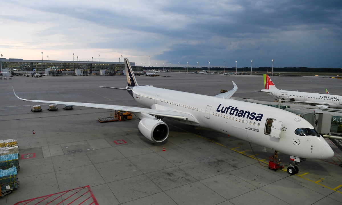 Lufthansa A350-900 parks at Munich airport and is <strong></strong>ready for the Asia Premiere on August 14 in Munich, Germany. Photo: Courtesy of Lufthansa Airlines