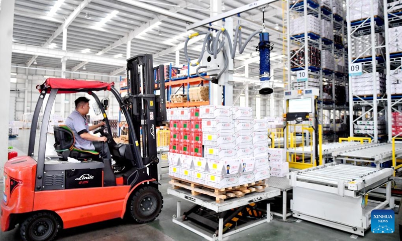 A worker works at an intelligent logistics workshop of a fastener manufacturing company in Yongnian District of Handan, north China's Hebei Province, Aug. 16, 2024. Yongnian District in Handan City, north China's Hebei Province, houses over 200 fastener companies. In 2023, these companies there produced six million tons of fasteners, accounting 58 percent of the national market, and their goods found markets in over 110 countries and regions. Photo: Xinhua