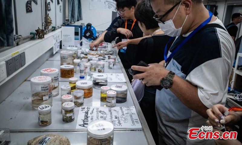 People visit the research vessel Tan Kah Kee docked at the Tsim Sha Tsui Pier in the Hong Kong Special Administrative Region, Aug. 18, 2024. Photo: China News Network
