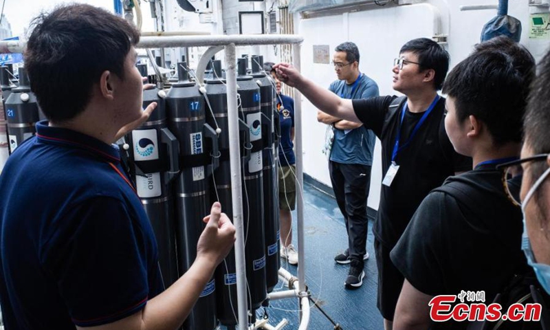 People visit the research vessel Tan Kah Kee docked at the Tsim Sha Tsui Pier in the Hong Kong Special Administrative Region, Aug. 18, 2024. Photo: China News Network
