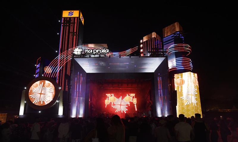 People participate in the Na Praia Festival-China Day in Brazilia, Brazil on Aug. 17, 2024. This event was held here on Saturday in commemoration of the 50th anniversary of the establishment of diplomatic relations between China and Brazil. Photo: Xinhua