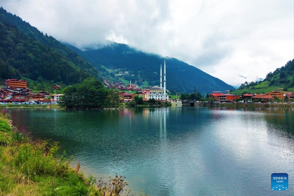 Photo taken on Aug. 27, 2024 shows the Long Lake in Trbazon, Türkiye. The Black Sea coastal cities have yet to turn as famous as other Turkish destinations -- the sandy beaches of the Turkish Mediterranean and Aegean coasts or cultural treasures of Istanbul, the former capital of both Byzantine and Ottoman Empires. (Photo: Xinhua)