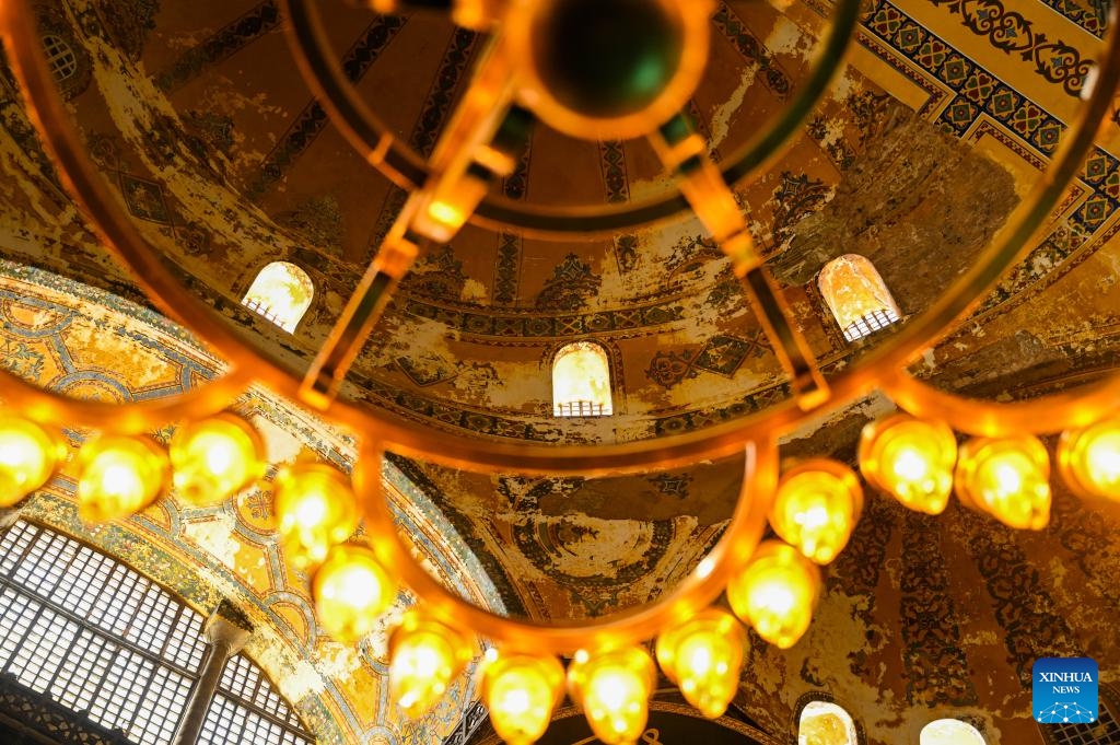 This photo taken on Aug. 26, 2024 shows the interior view of the ancient building Hagia Sophia in Istanbul, Türkiye. The 1,500-year-old building is one of the most popular tourist spots in the country. It was listed as a UNESCO World Heritage Site in 1985. (Photo: Xinhua)