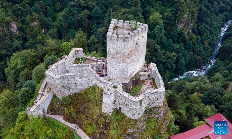 Photo taken on Aug. 27, 2024 shows Rize Castle in Rize, a coastal city in the eastern part of Türkiye's Black Sea region. The Black Sea coastal cities have yet to turn as famous as other Turkish destinations -- the sandy beaches of the Turkish Mediterranean and Aegean coasts or cultural treasures of Istanbul, the former capital of both Byzantine and Ottoman Empires. (Photo: Xinhua)