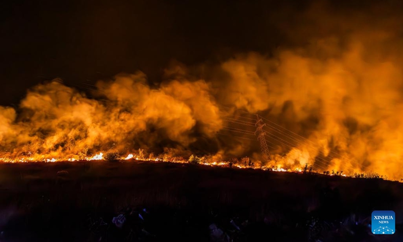 This photo taken on Aug. 27, 2024 shows raging wildfires near Zrnovnica Village in Croatia. (Photo: Xinhua)