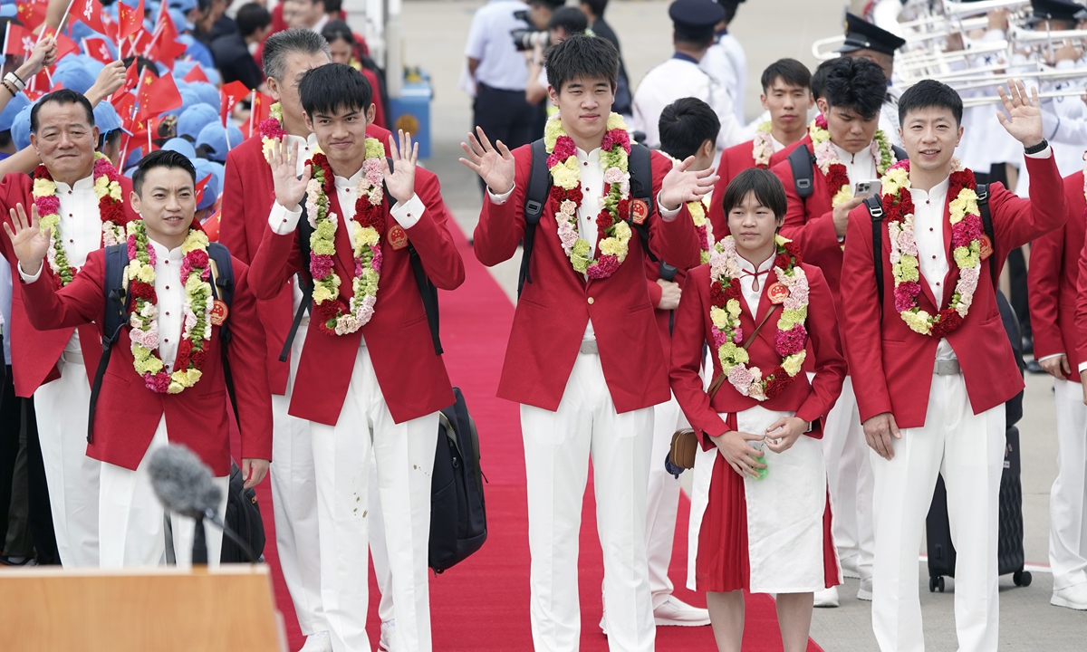 The mainland's Paris Olympians are warmly welcomed in the Hong Kong Special Administrative Region on August 29, 2024, as they kicked off a three-day visit to the region. Photo: VCG