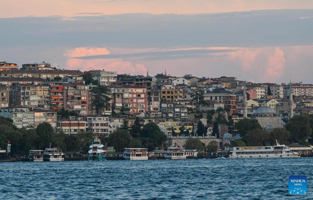 This photo taken on Aug. 27, 2024 shows the Bosphorus Strait at sunset in Istanbul, Türkiye. (Photo: Xinhua)