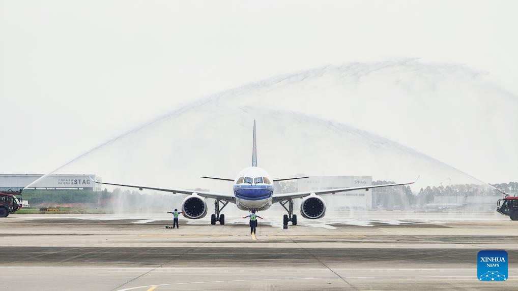 The first C919 aircraft of China Southern Airlines receives a ceremonial water salute on its arrival at Guangzhou Baiyun International Airport in Guangzhou, south China's Guangdong Province, Aug. 29, 2024. China Southern Airlines announced on Thursday that it expects its first C919 passenger aircraft to enter commercial service by mid-September. The first C919 aircraft of the Guangzhou-based airline officially joined its fleet after landing at Guangzhou Baiyun International Airport on Thursday morning. (Photo: Xinhua)