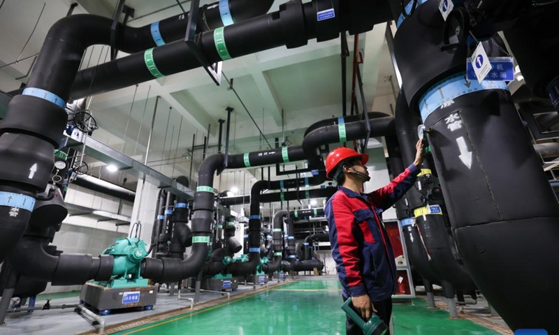 A staff member works in the ancillary facilities of the data room of a supercomputing center in Gui'an New Area, southwest China's Guizhou Province, Aug. 29, 2024. Often dubbed China's big-data hub, the mountainous province of Guizhou is China's first national big-data comprehensive pilot zone. It promotes the big-data industry as the backbone of its high-quality social and economic development. Currently, 47 major data centers are either under construction or operational across this province. (Xinhua/Liu Xu)