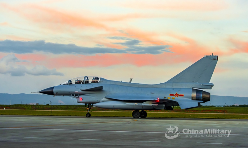 J-10 fighter jet attached to an aviation brigade with the air force under the PLA Southern Theater Command taxis on the runway during a round-the-clock flight training exercise on July 16, 2024. (eng.chinamil.com.cn/Photo by Shang Jieyan)