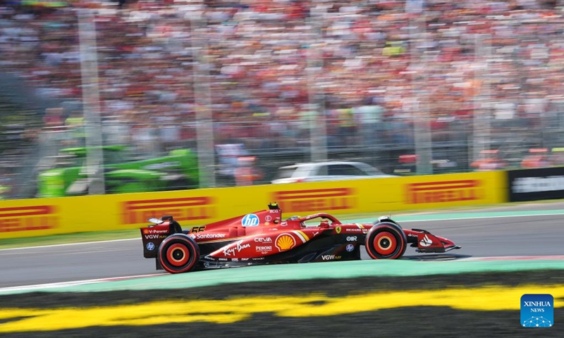 Ferrari's Spanish driver Carlos Sainz competes during the qualifying session of the Formula 1 Italian Grand Prix at Monza Circuit, Italy, Aug. 31, 2024. Photo: Xinhua