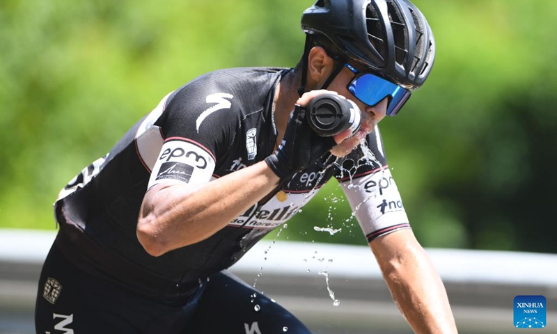 Colombia's Victor Alejandro Ocampo Giraldo of Team Medellin drinks water during Stage 5 of the 15th Tour of Hainan Island cycling race from Changjiang to Sanya, south China's Hainan Province, Aug. 31, 2024. Photo: Xinhua