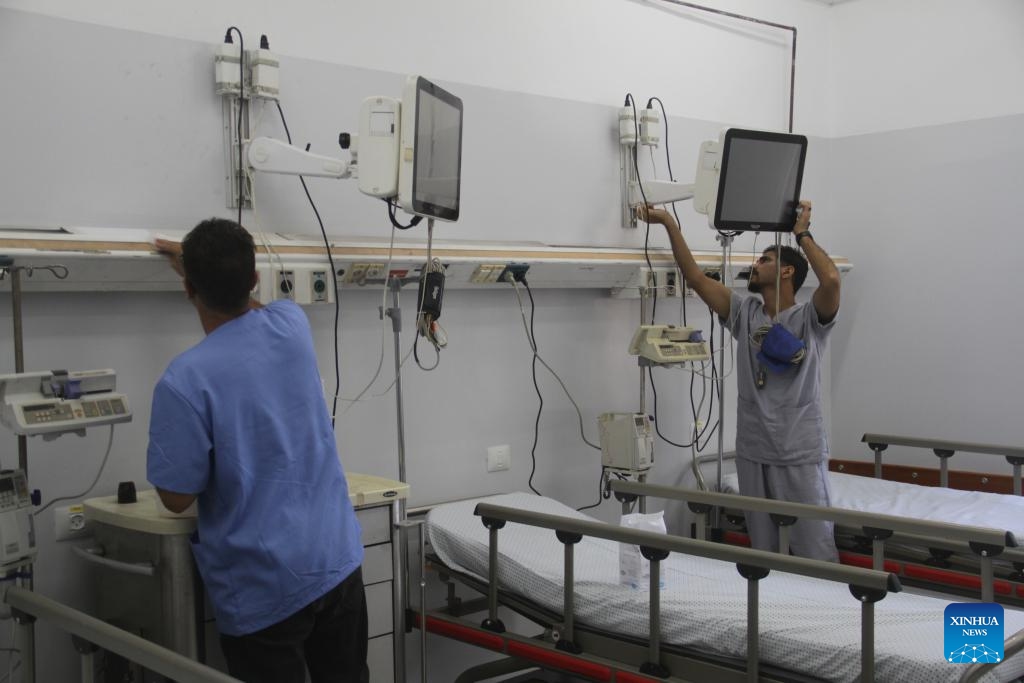 Workers install facility in the newly reopened emergency department at the Shifa hospital months after it was destroyed in Israeli attacks in Gaza City, Sept. 1, 2024 (Photo: Xinhua)