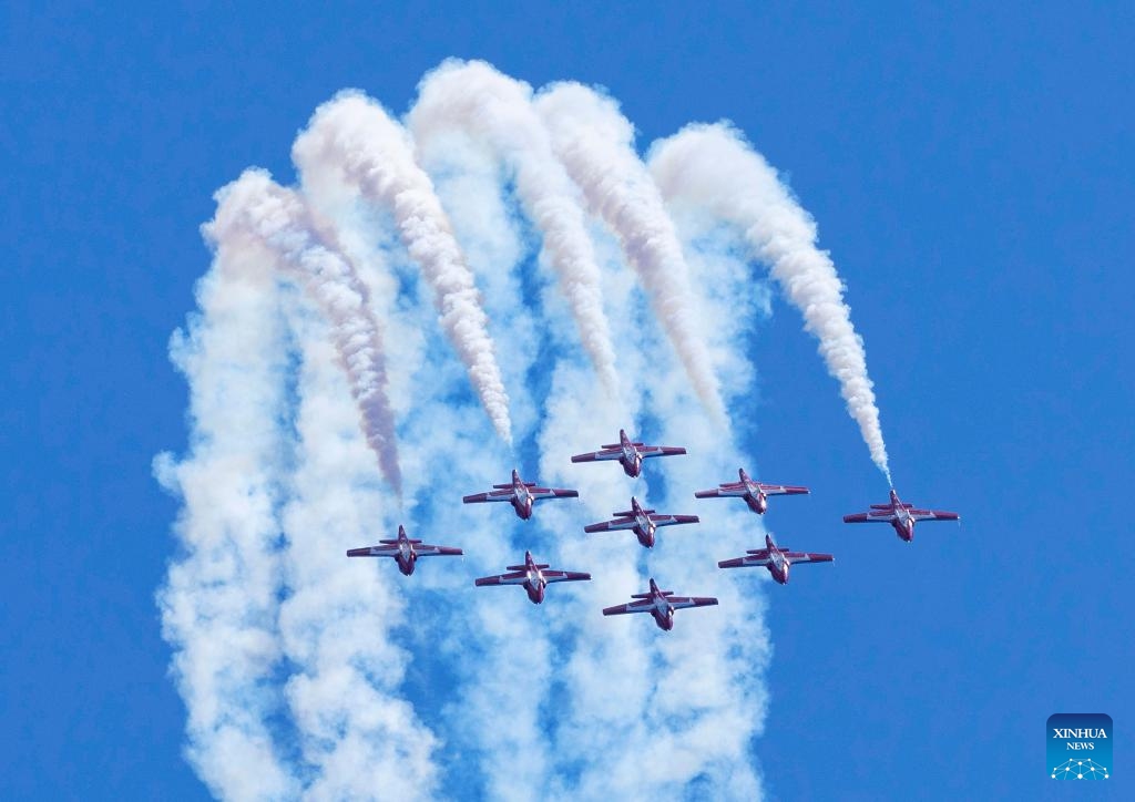 The Canadian Forces Snowbirds perform during the 2024 Canadian International Air Show in Toronto, Canada, Sept. 2, 2024. The annual air show was held here from Aug. 31 to Sept. 2 this year. (Photo: Xinhua)