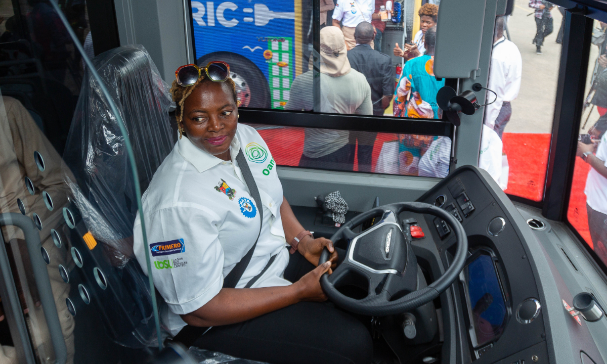 Nigerian drivers try newly delivered Yutong electric buses on May 23, 2023. Photo:VCG