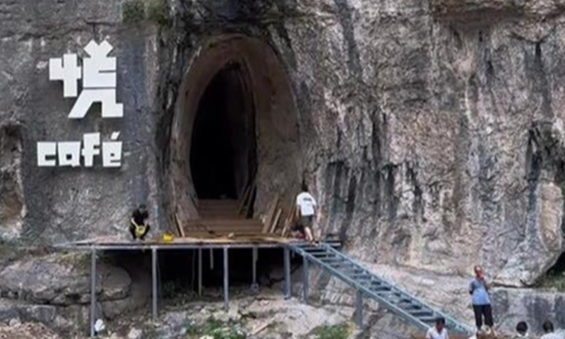 Cave coffee shop in Central China ignites online excitement