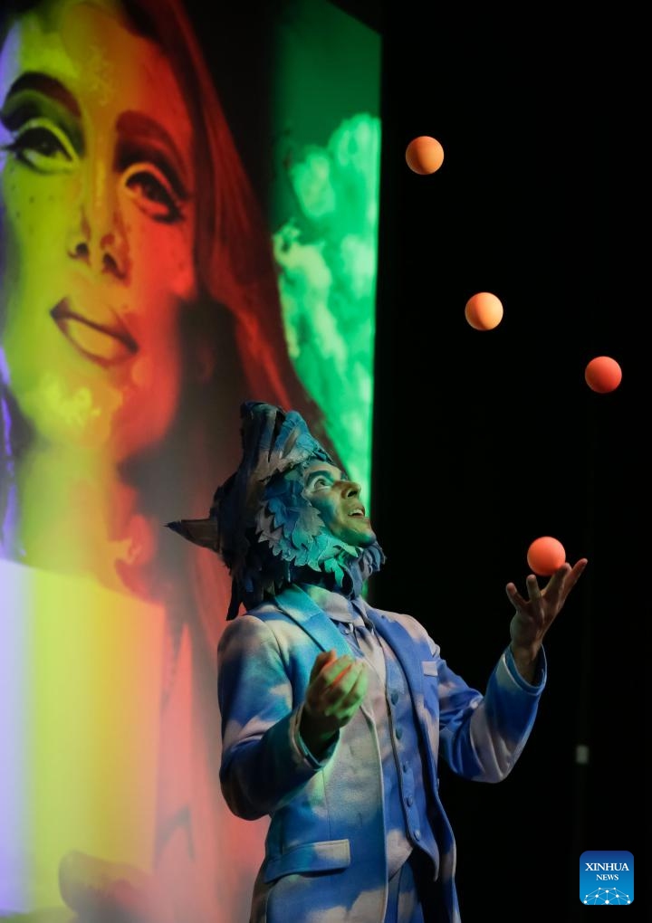 A juggler performs during a sneak peek of the upcoming show ECHO at Science World in Vancouver, British Columbia, Canada, on Sept. 9, 2024. Cirque du Soleil announced on Monday it will return to Vancouver for 2024 season with their new show ECHO starting from October 9 to December 15. (Photo: Xinhua)